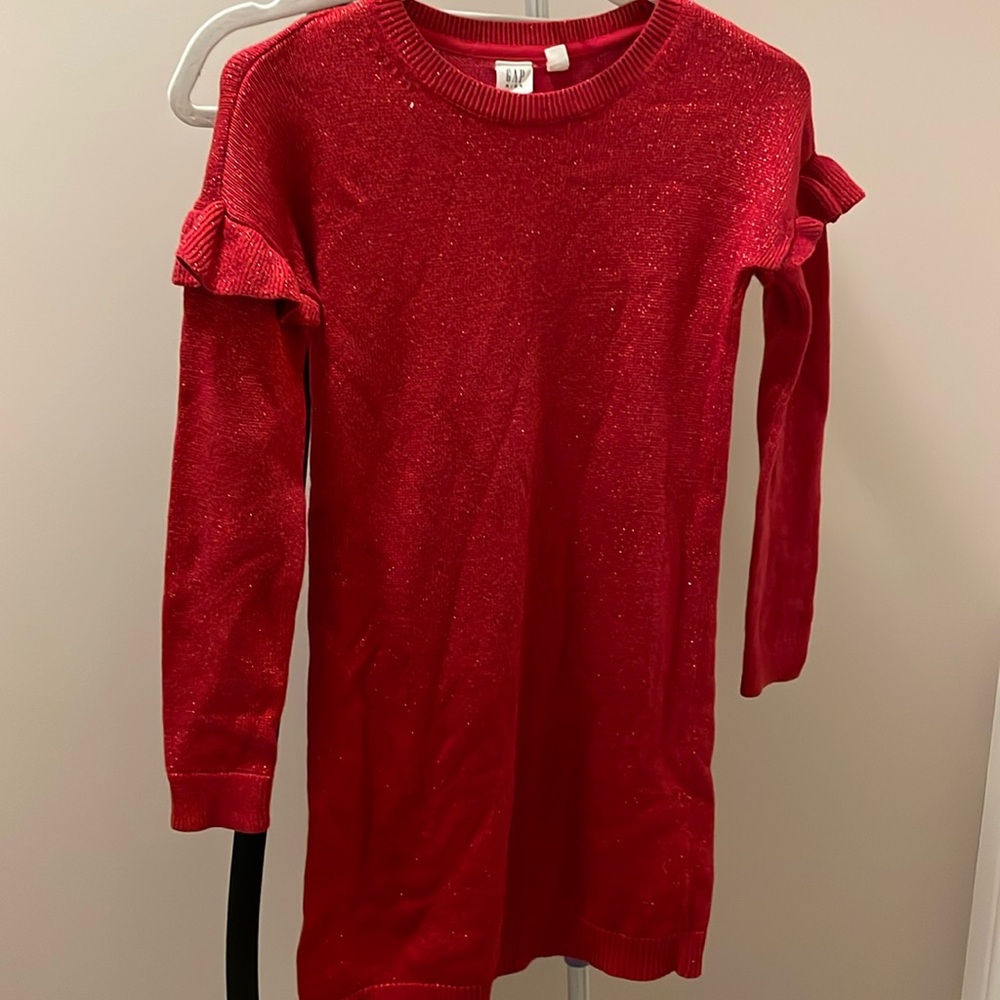 Beautiful, sparkly, knitted red dress